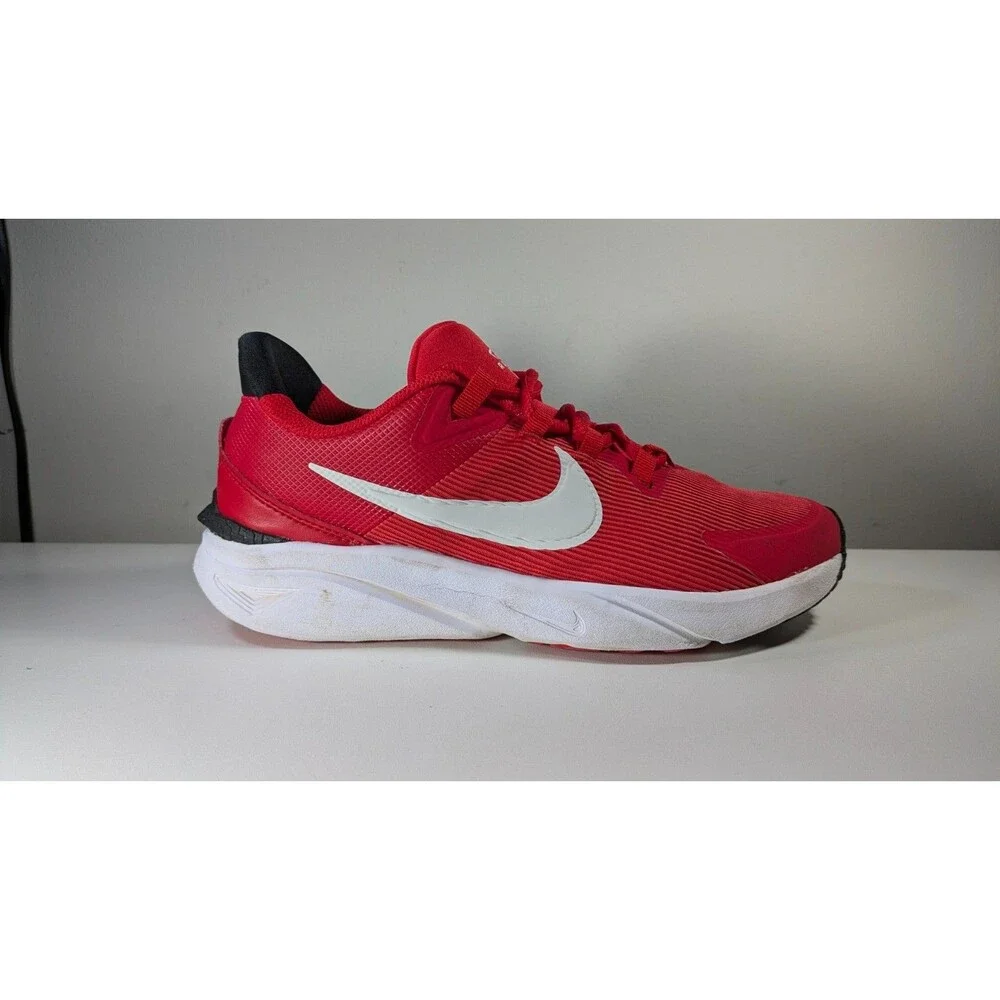 Nike Star Runner 4 Kids Running Shoes Red White Youth Size 6.5Y EU 39